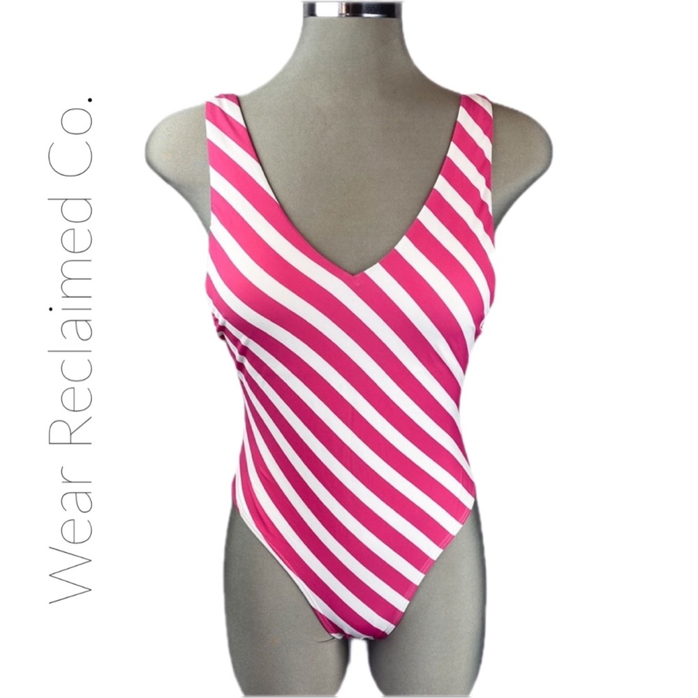 NWOT CIKADA Colour Block Stripe One Piece Swimsuit